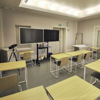Luokkatila Villa Laguksessa Peltoniemen kampuksella. 